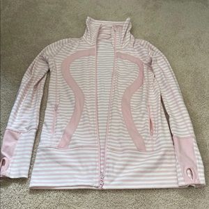 lululemon in stride jacket